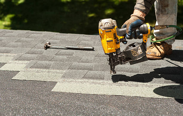 Best Emergency Roof Repair  in Collinsvle, IL